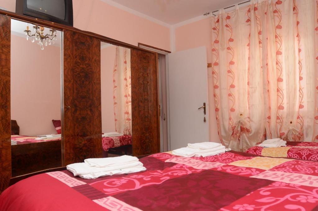 Albergo Ristorante Da Piercarlo Brallo Di Pregola Habitación foto