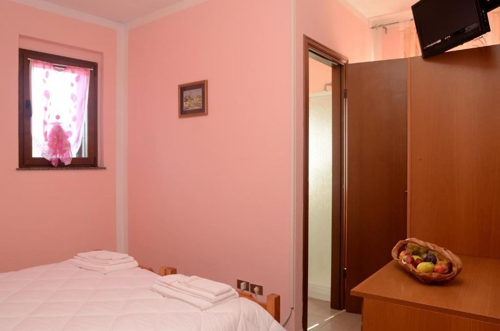 Albergo Ristorante Da Piercarlo Brallo Di Pregola Habitación foto